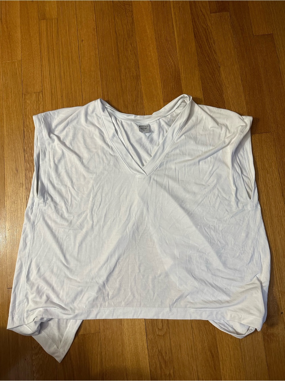 Athleta White V-Neck Sleeveless Tank with Open Back Size XL
